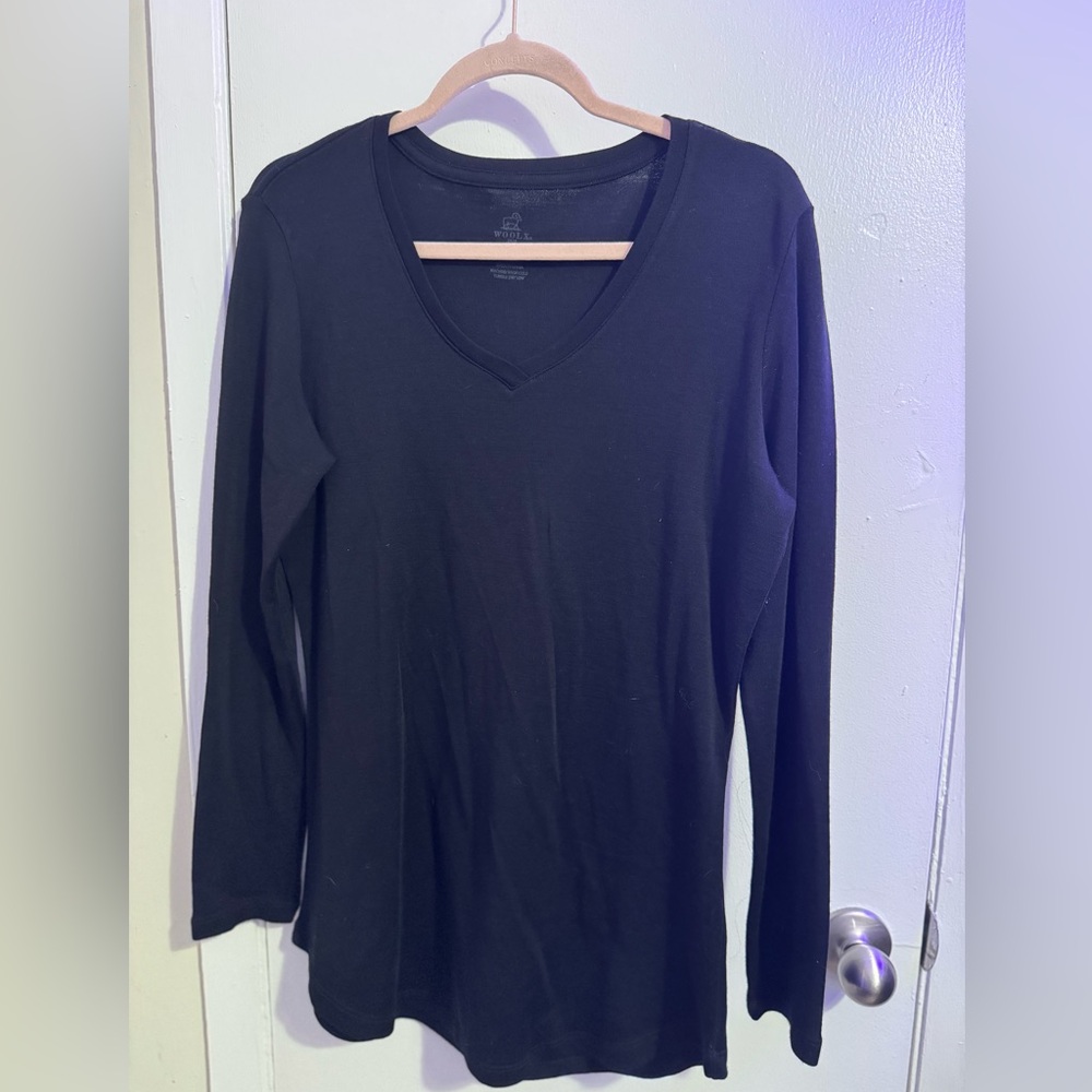 Black V-Neck Merino Long Sleeve